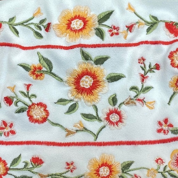 Forever 21 S embroidered boho crop top w/adjustable straps - Picture 4 of 8